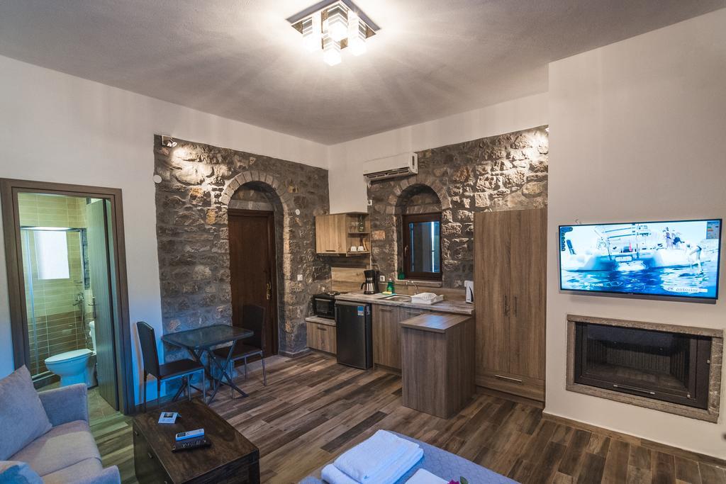 Avgonima All Seasons Hotel Luaran gambar